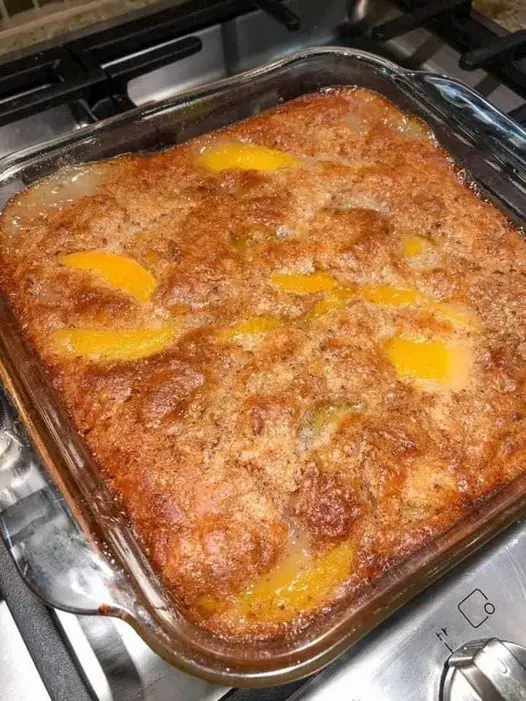 The Ultimate Guide to Making Old-Fashioned Peach Cobbler: A Summertime Delight