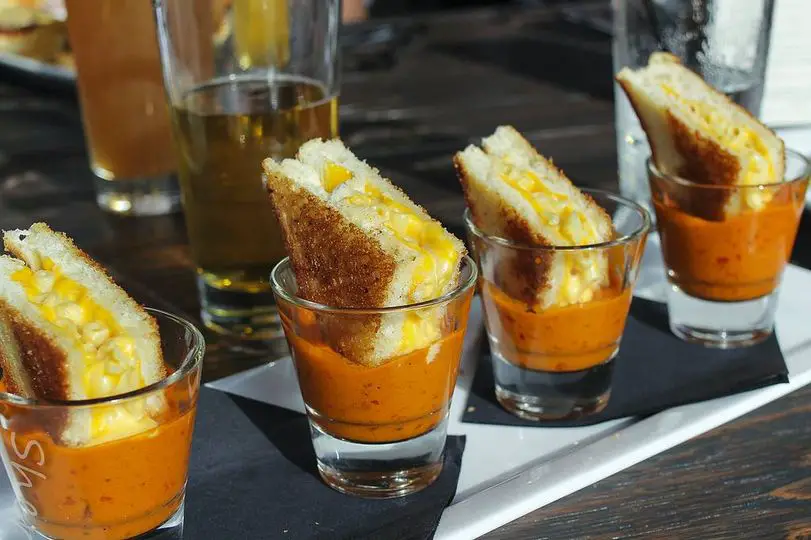 Elevating Comfort Food: Leftover Mac & Cheese Meets Grilled Cheese in Tomato Soup Shots