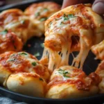 easy pizza roll ups, homemade pizza rolls, cheesy pizza roll ups, pepperoni roll ups, crescent roll pizza, baked pizza rolls, pizza appetizers