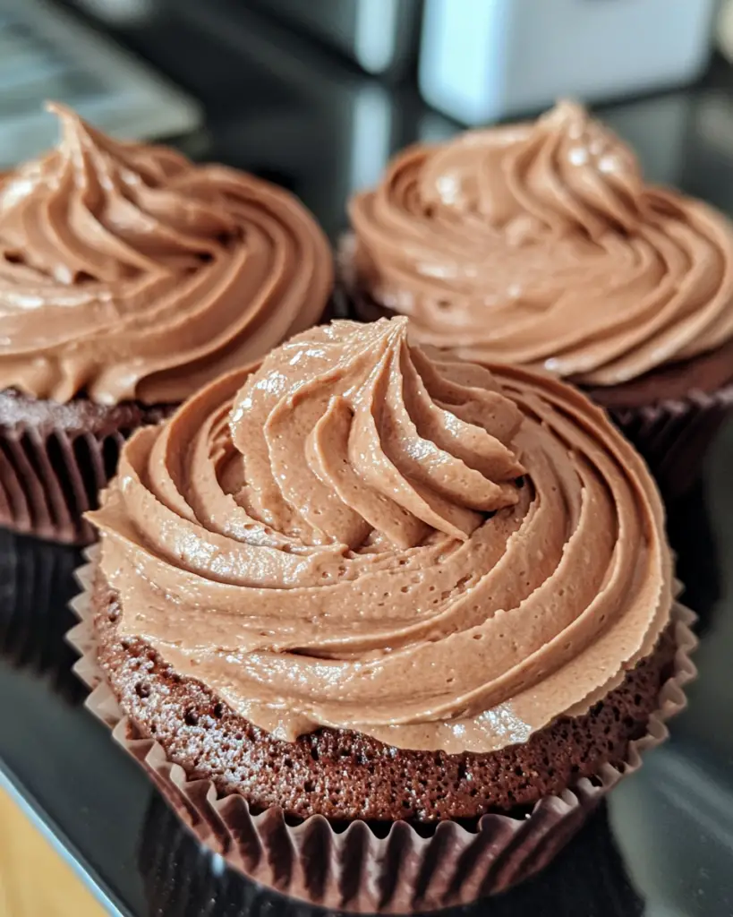 best chocolate frosting, easy chocolate buttercream, creamy chocolate frosting, homemade chocolate buttercream, chocolate icing