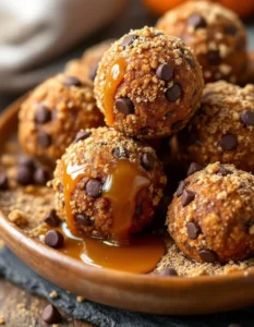 easy-pumpkin-spice-protein-balls