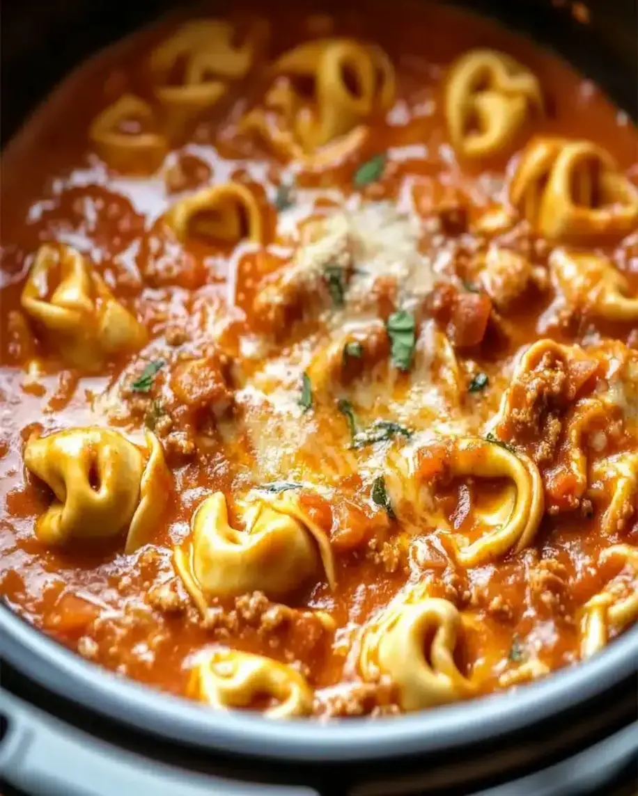 Slow Cooker Cheesy Tortellini – The Ultimate Comfort Food!