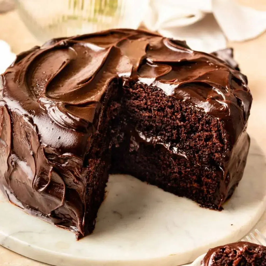 Best Matilda’s Chocolate Cake – Moist Fudge Frosting