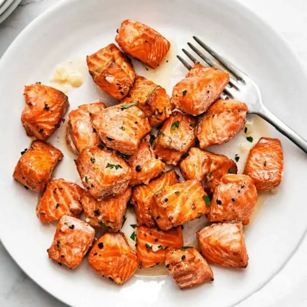Air Fryer Salmon Bites with Lemon Garlic Butter