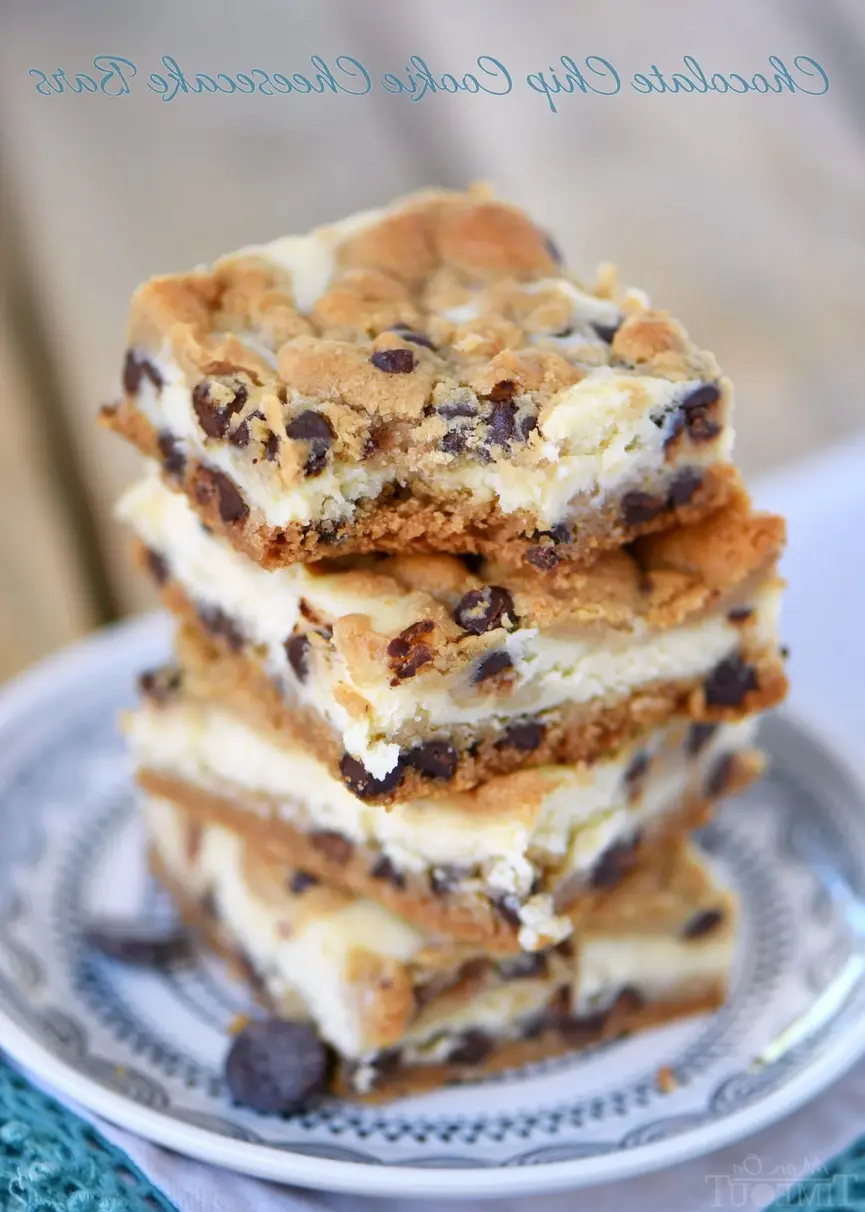 Easy 5-Ingredient Chocolate Chip Cheesecake Bars
