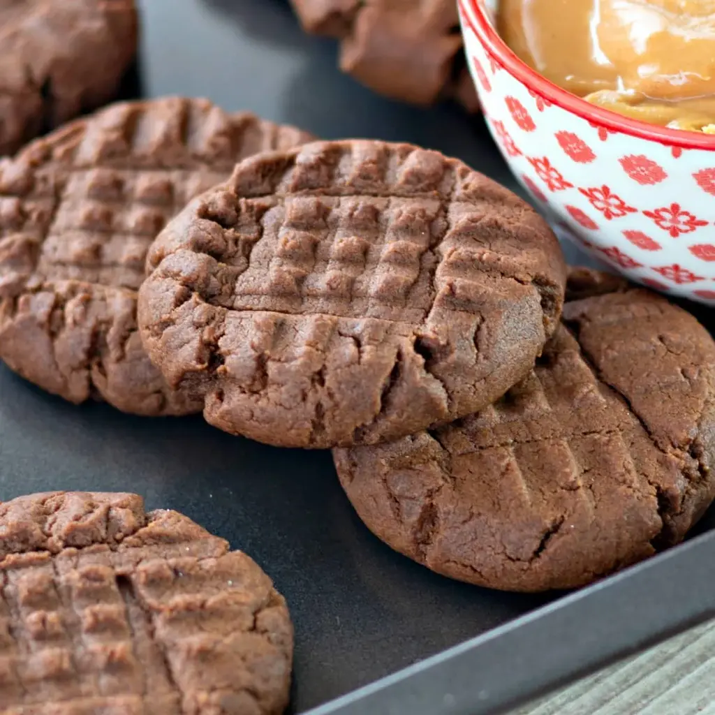Chocolate Peanut Butter Cookies – Soft &amp; Chewy